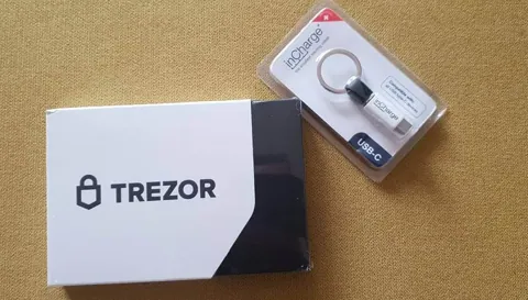 Ралли биткоина повысило спрос на кошельки Trezor на 600%