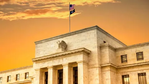 Аналитики CoinGecko заявили, что биткоин попал в зависимость от ФРС США