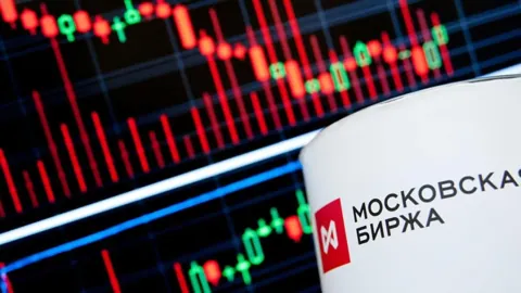 Мосбиржа начала тестировать выпуск ЦФА на платформе «Финуслуги»