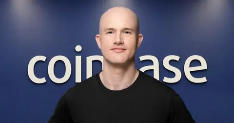 Директор Coinbase продавал акции биржи, когда организация несла убытки