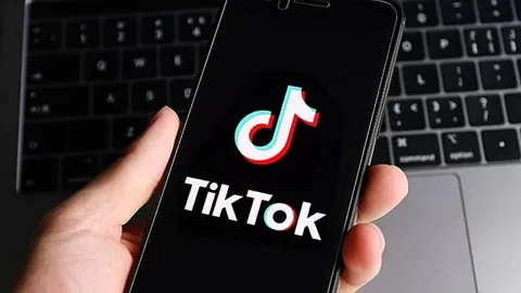 TikTok отрицает покупку токенов-мемов TRUMP на $300 млн