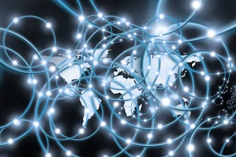 Solana против XRP: аналитики сравнили перспективы двух сетей