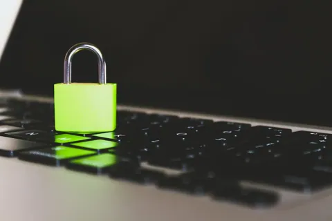 X100 потерял 4,85 млн USDT после захвата управления протоколом