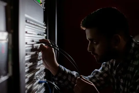 Сбой Google Cloud в Лондоне парализовал работу Revolut