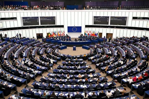 Европейский парламент принял требования к отчетности о налогах на криптовалюты