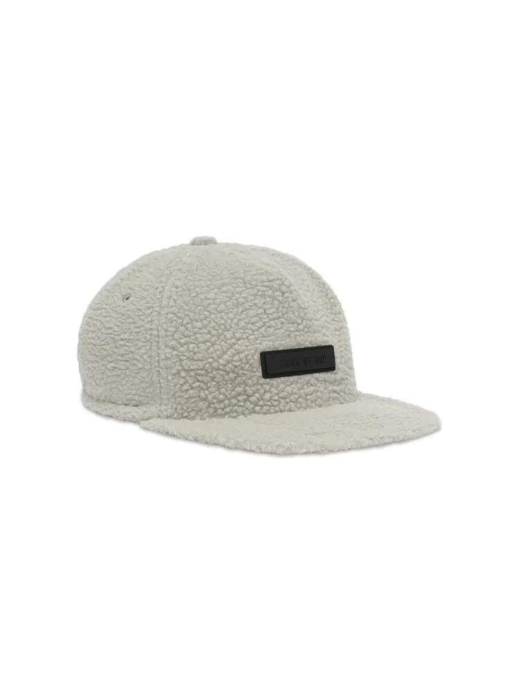 Бейсболка Fear of God Essentials Baseball Cap — изображение 3 из 3, серый