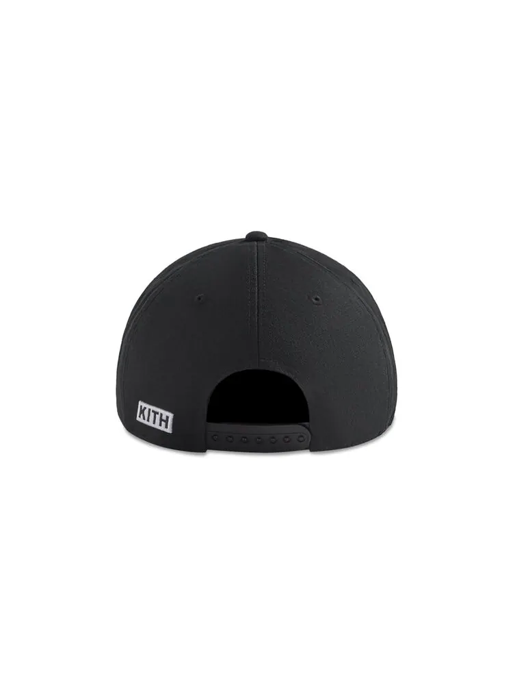 Бейсболка Kith x Marvel Gwynn Pinch Crown Snapback — изображение 2 из 3, черный