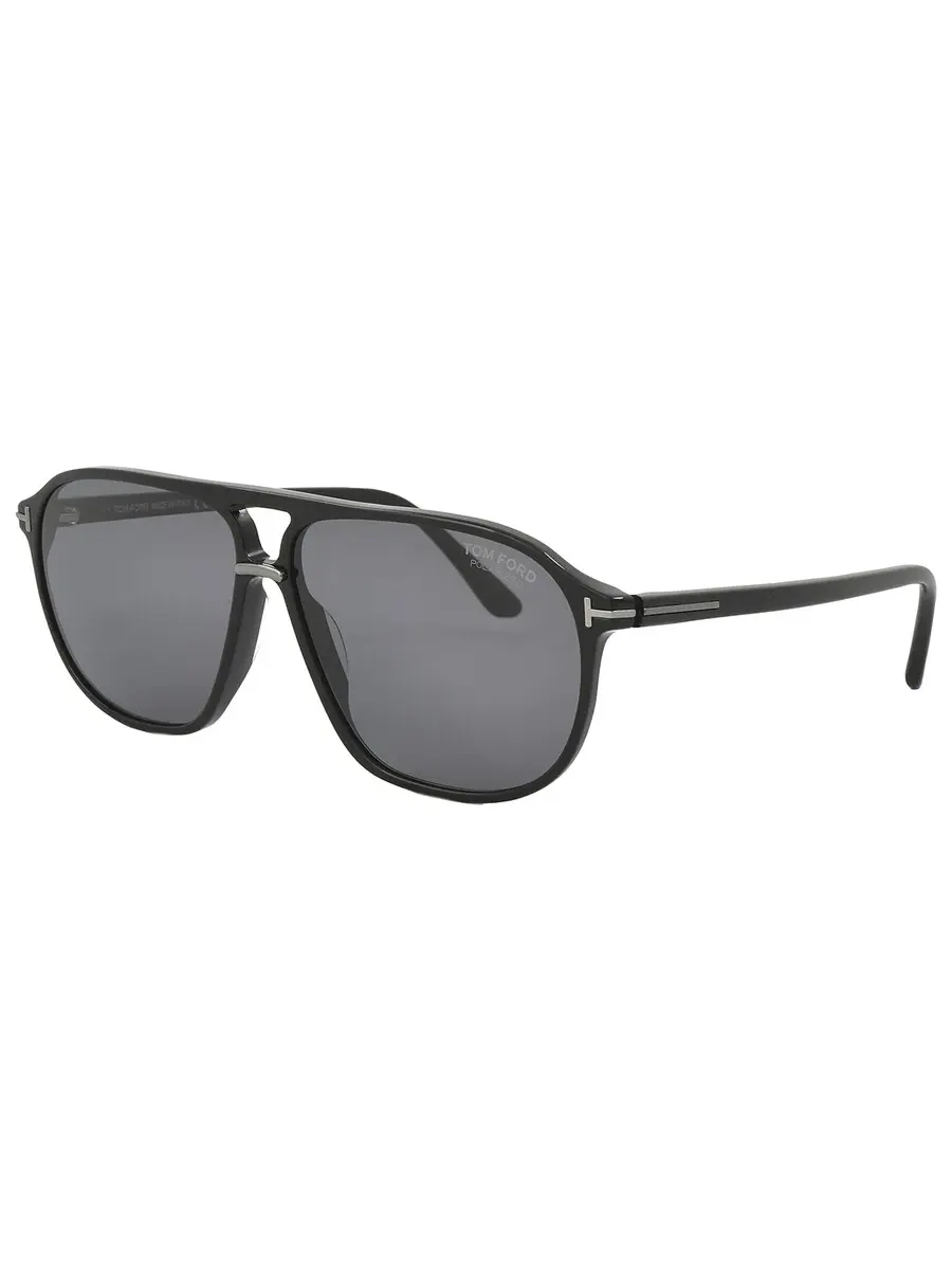 Мужские солнцезащитные очки Tom Ford Bruce Polarized Smoke Navigator FT1026-N 01D 61 — изображение 2 из 5, серый