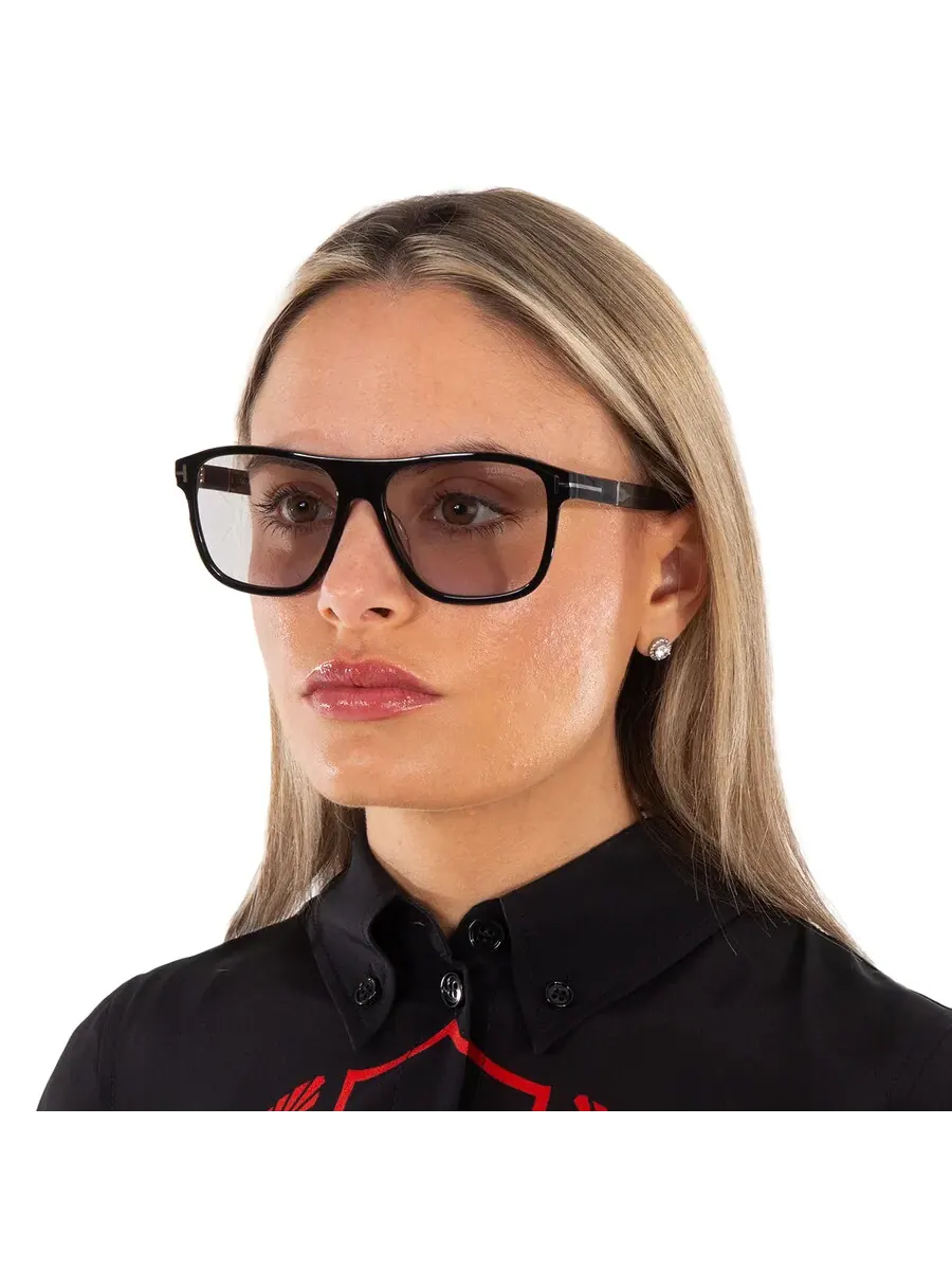 Женские спортивные солнцезащитные очки Tom Ford Frances Smoke FT1081 01A 58 — изображение 2 из 5, серый
