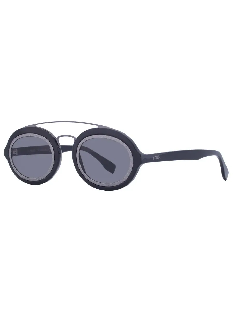 Мужские солнцезащитные очки Fendi Smoke Oval FE40094I 01A 52 — изображение 2 из 4, черный