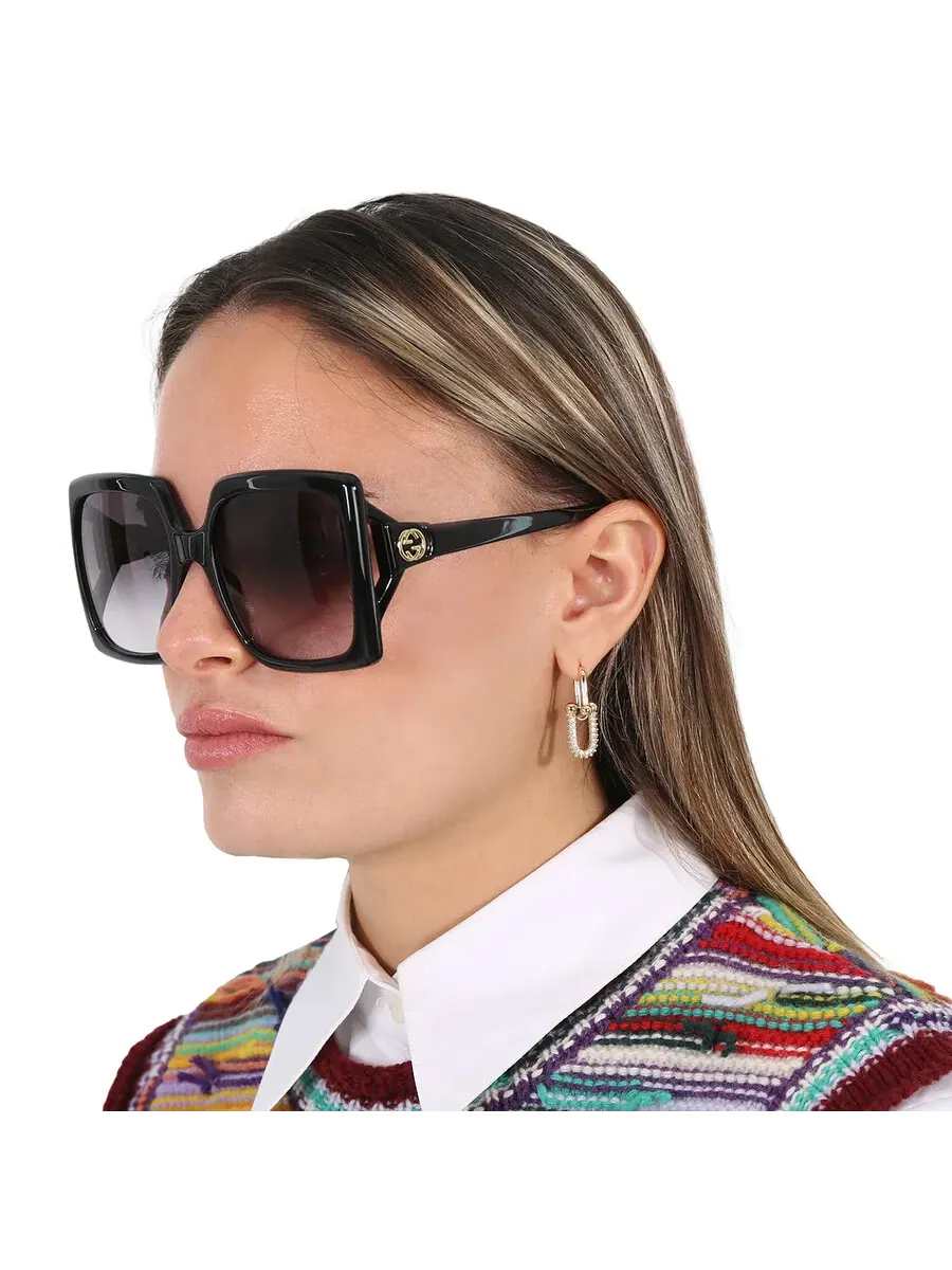 Очки для женщин Gucci серого градиента большого размера GG0876S 001 60 — изображение 2 из 5, черный