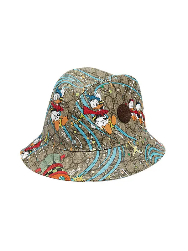 Бейсболка x disney donald duck bucket hat 'beige brown' Gucci — изображение 3 из 3, бежевый