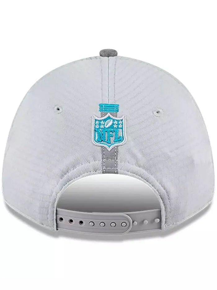 Мужская серая кепка Jacksonville Jaguars 2024 NFL Training Camp 9FORTY Adjustable New Era — изображение 4 из 4