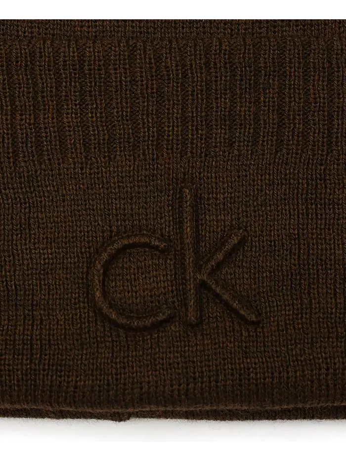 Мужская шапка с рельефным логотипом на манжете Calvin Klein — изображение 3 из 3, коричневый