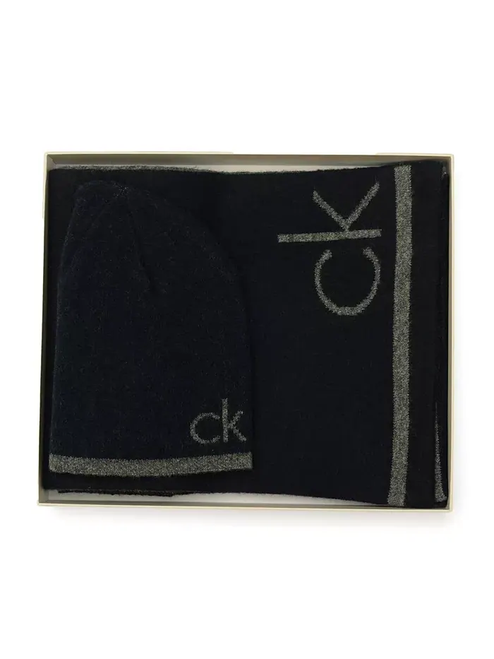 Мужской комплект из шарфа и шапки Fuzzy 2-Piece Calvin Klein — изображение 4 из 5, синий