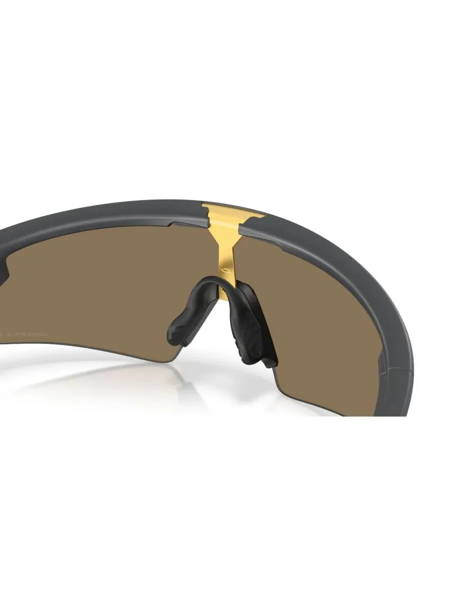 Солнцезащитные очки Sphaera Strike с поляризационными линзами, унисекс, OO9531 Oakley — изображение 8 из 9, черный
