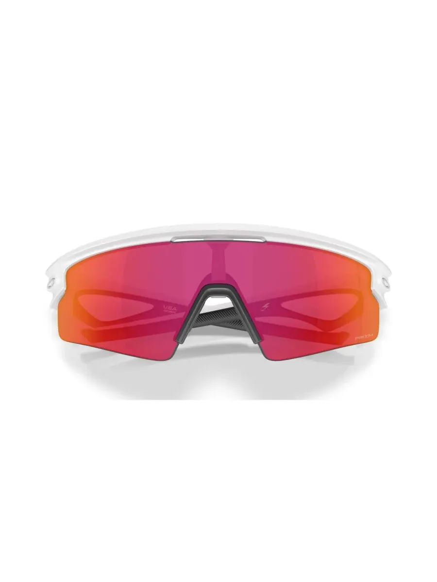 Солнцезащитные очки унисекс Sphaera Strike, OO9531 Oakley — изображение 6 из 9, белый