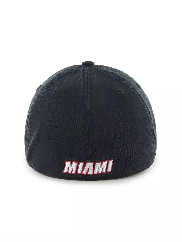 Мужская черная классическая кепка Miami Heat Franchise Fitted '47 Brand — изображение 2 из 2