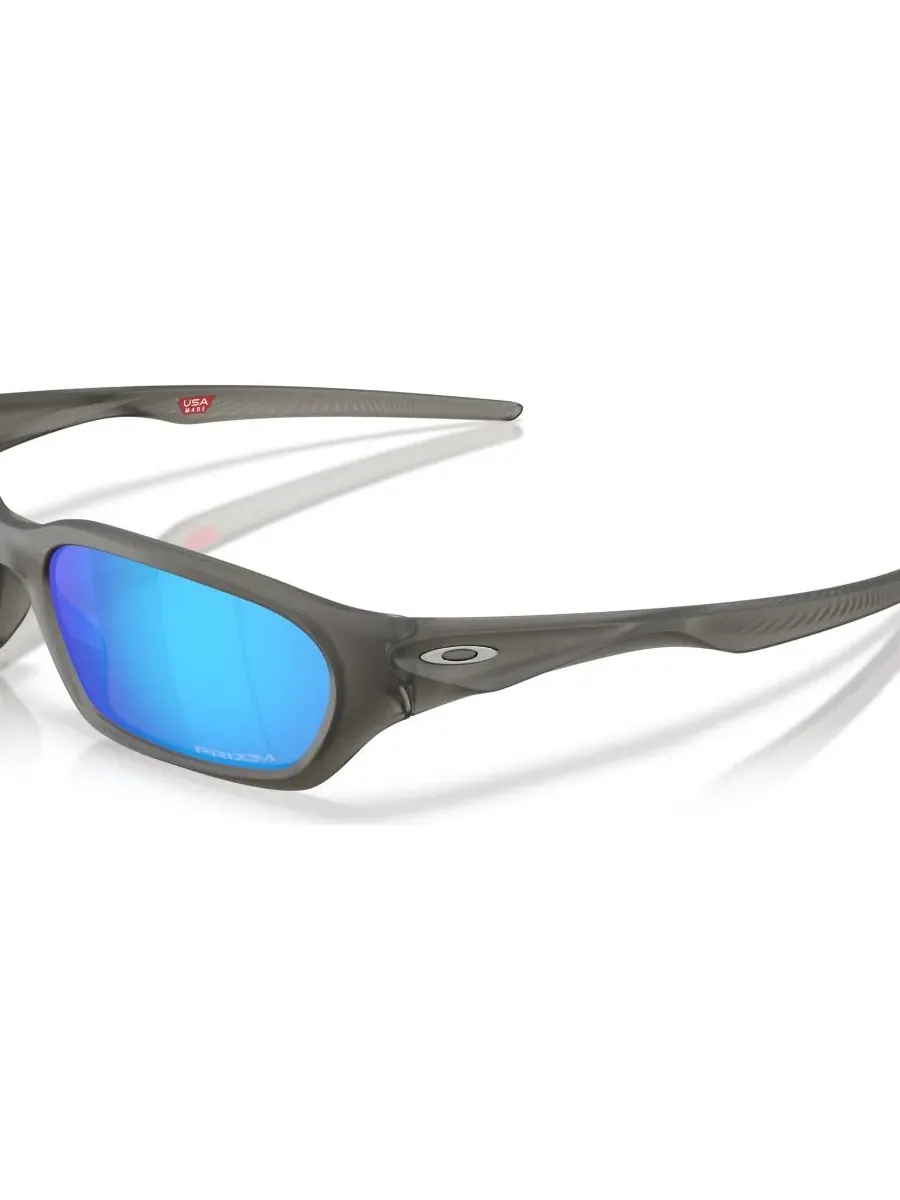 Поляризованные солнцезащитные очки Terraforma унисекс, OO9530 Oakley — изображение 6 из 9, серый