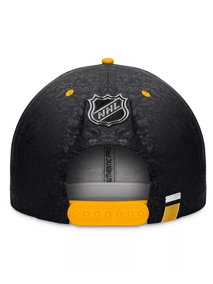 Мужская черная, золотая бейсболка Pittsburgh Penguins Authentic Pro Alternate Jersey Snapback — изображение 3 из 4