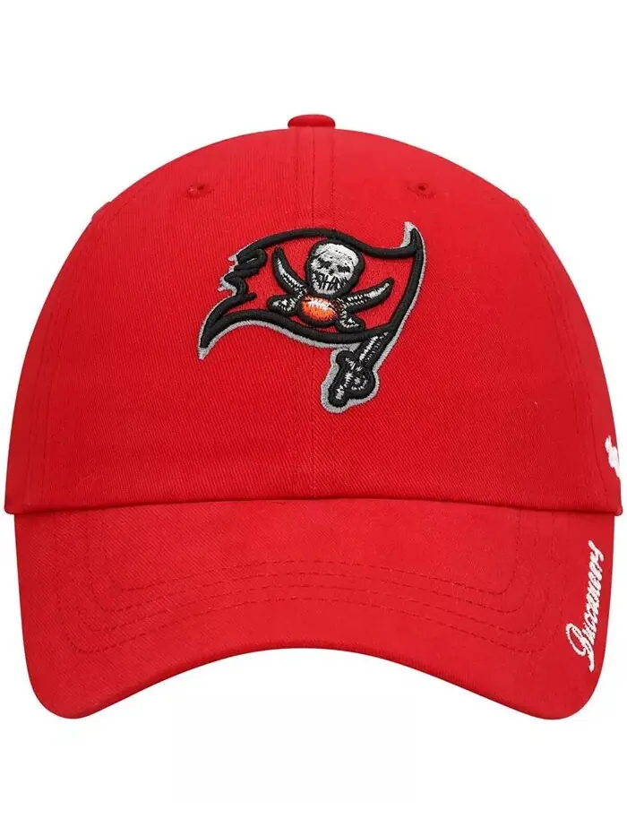 Женская красная кепка Tampa Bay Buccaneers Miata Clean Up Secondary Adjustable '47 Brand — изображение 2 из 4