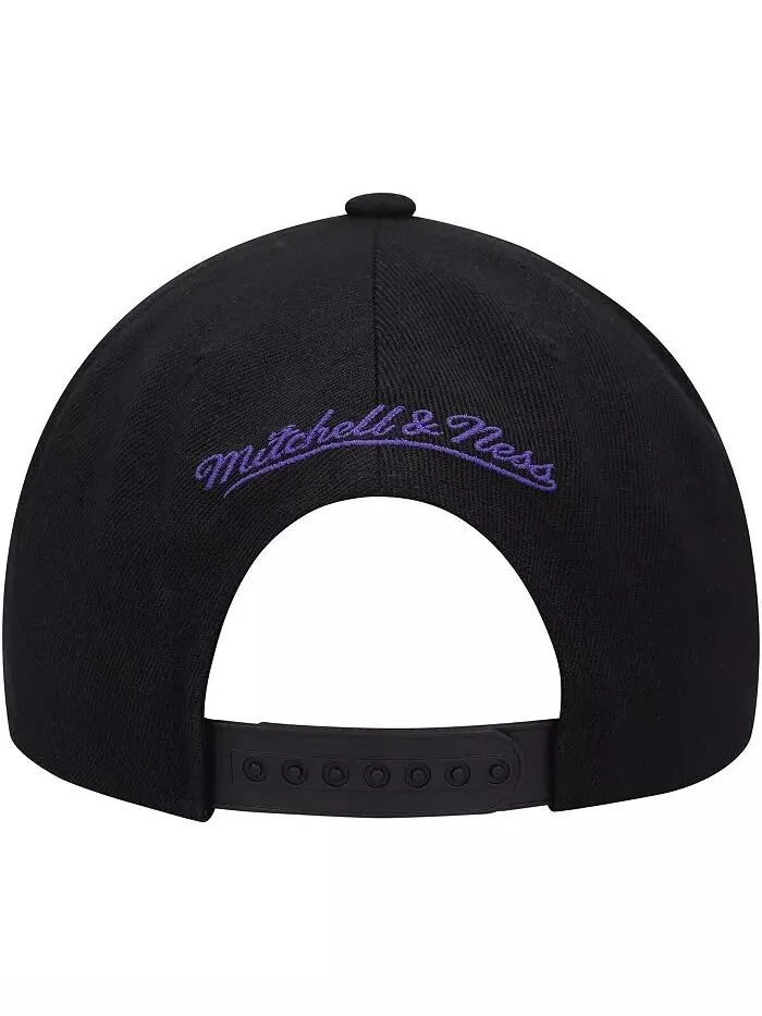 Мужская черная бейсболка Sacramento Kings Side Core 2.0 Snapback Mitchell & Ness — изображение 2 из 4