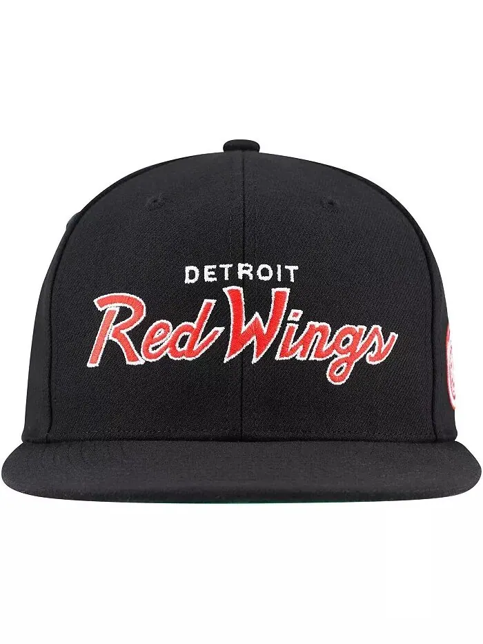 Мужская черная бейсболка Detroit Red Wings Core Team Script 2.0 Snapback Mitchell & Ness — изображение 4 из 4