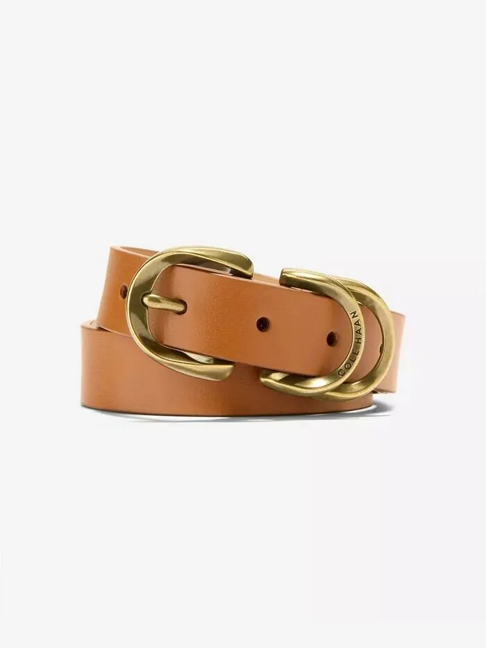 Женский ремень из натуральной кожи со скульптурной пряжкой и пряжкой Cole Haan — изображение 1 из 5, бежевый