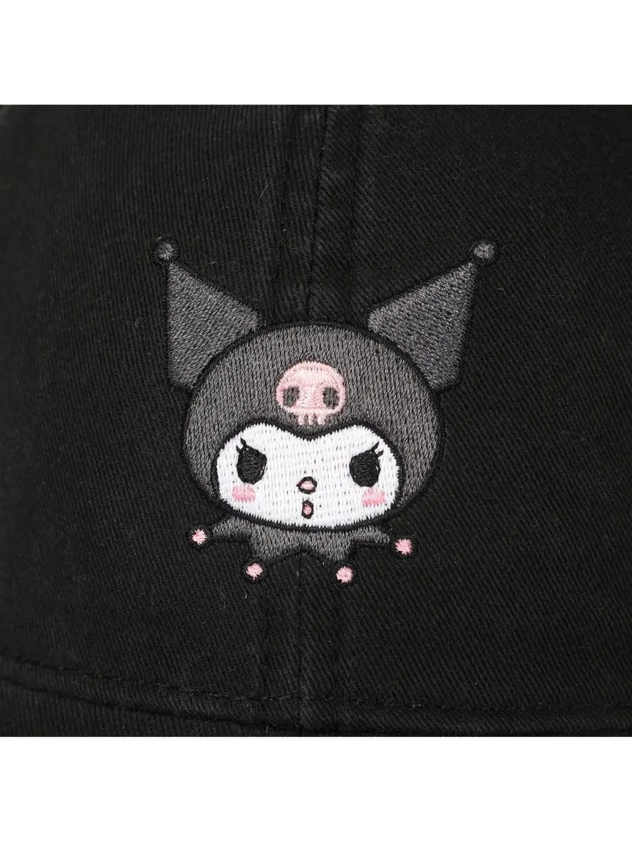 Черная бейсболка без жесткой основы с вышитым изображением персонажа Kuromi — изображение 6 из 10, черный