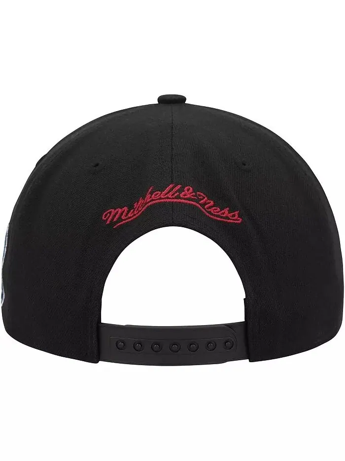 Мужская черная бейсболка Colorado Avalanche Core Team Script 2.0 Snapback Mitchell & Ness — изображение 3 из 4