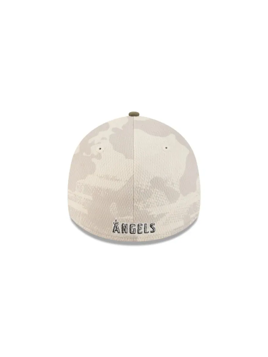 New Era Мужская светло-бежевая/оливковая кепка Los Angeles Angels 2025, посвященная Дню вооруженных — изображение 4 из 7