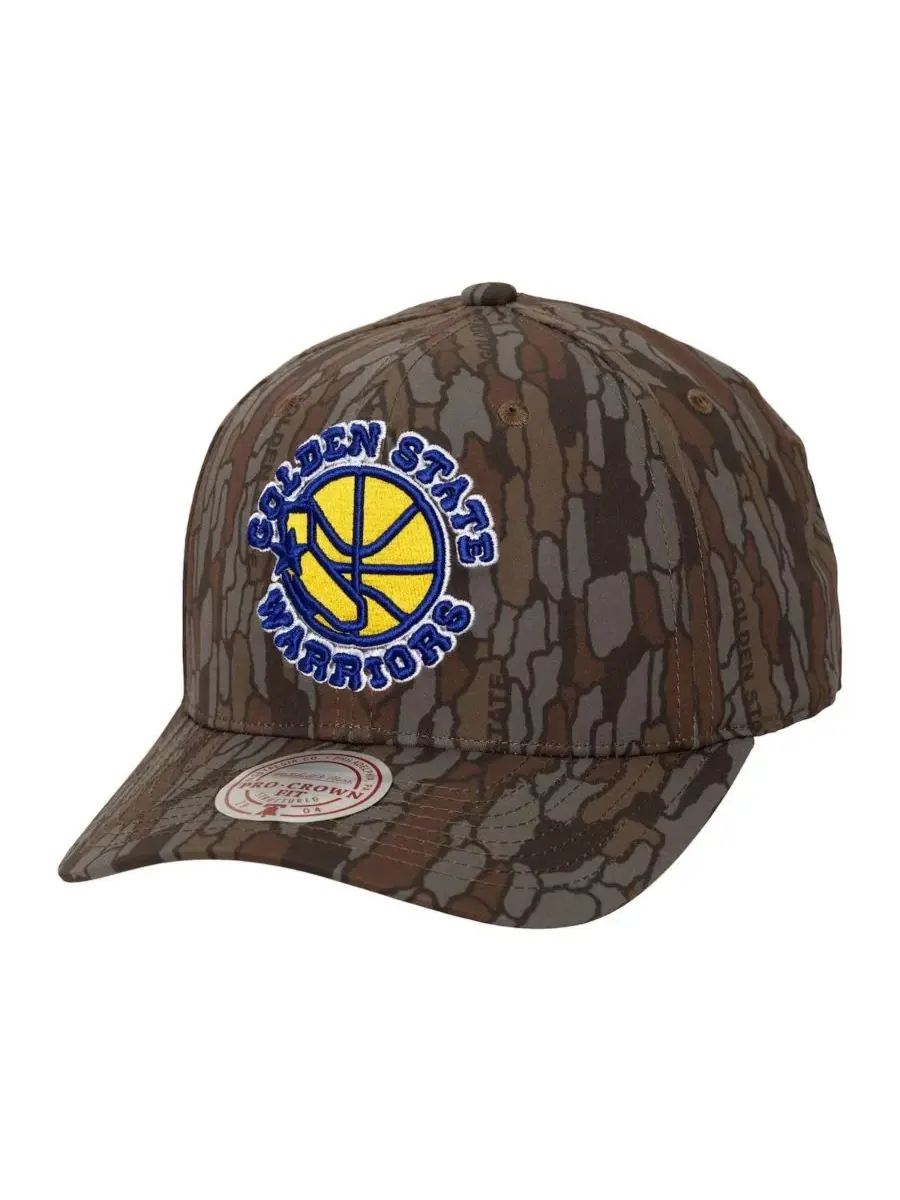 Mitchell & Ness Мужская камуфляжная кепка Golden State Warriors Hidden Pro-Crown с регулируемой — изображение 1 из 2