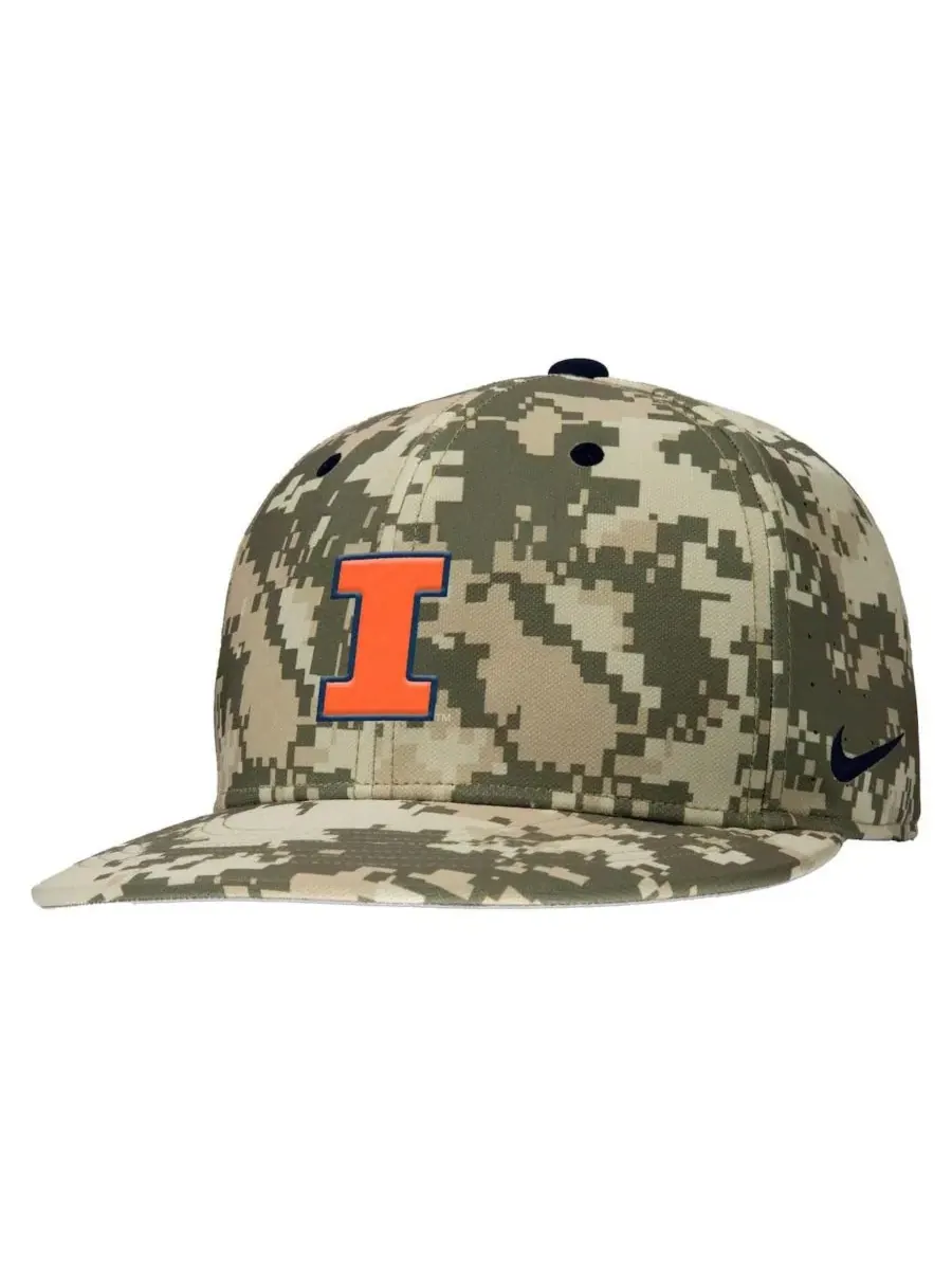 Nike Мужская бейсбольная кепка с цифровым камуфляжным рисунком Illinois Fighting Illini для игры на — изображение 1 из 3