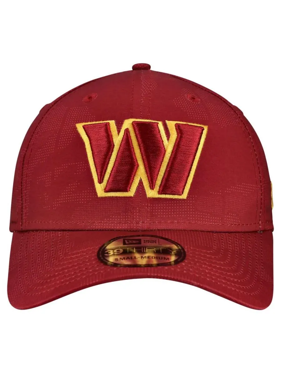 New Era Мужская кепка Washington Commanders Tonal Camo 39THIRTY Stretch Fit бордового цвета — изображение 2 из 4, бордовый