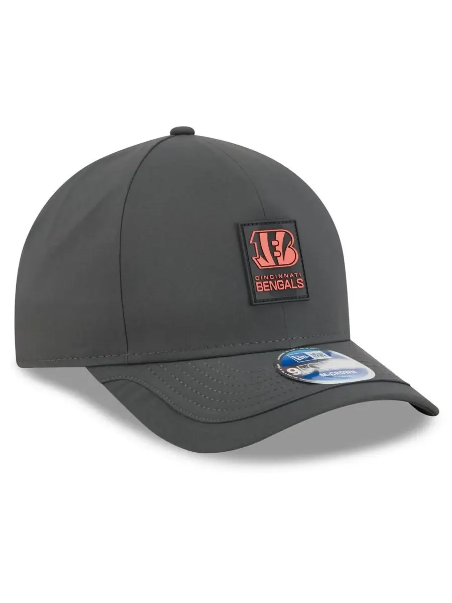 New Era Мужская кепка 9FORTY M-Crown с регулируемой высотой, угольного цвета, с символикой команды — изображение 2 из 4