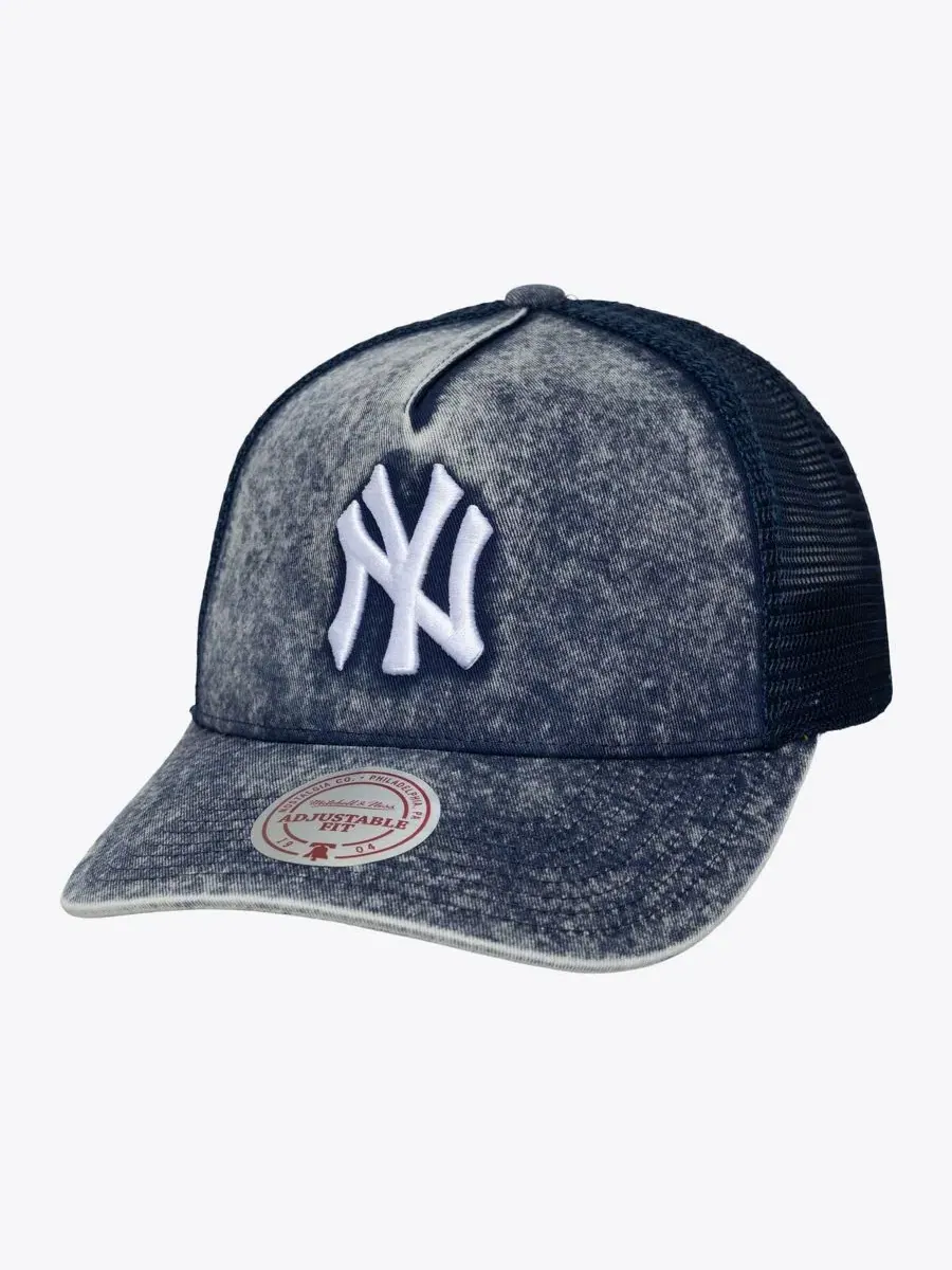 Кепка-тракер с вышитым логотипом New York Yankees Mitchell & Ness — изображение 1 из 3, темно-синий
