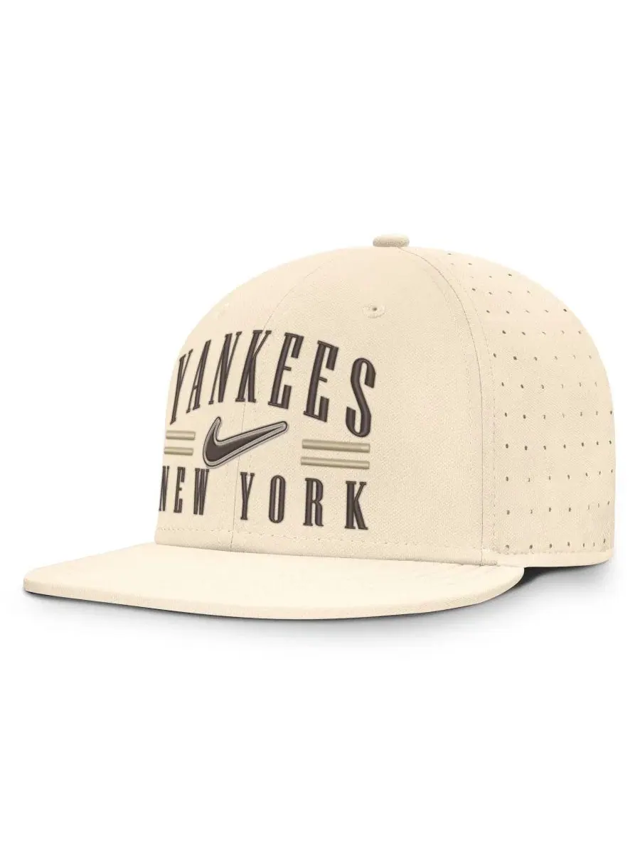 Бейсболка New York Yankees True Dri-FIT AeroBill Nike — изображение 1 из 5, прозрачный
