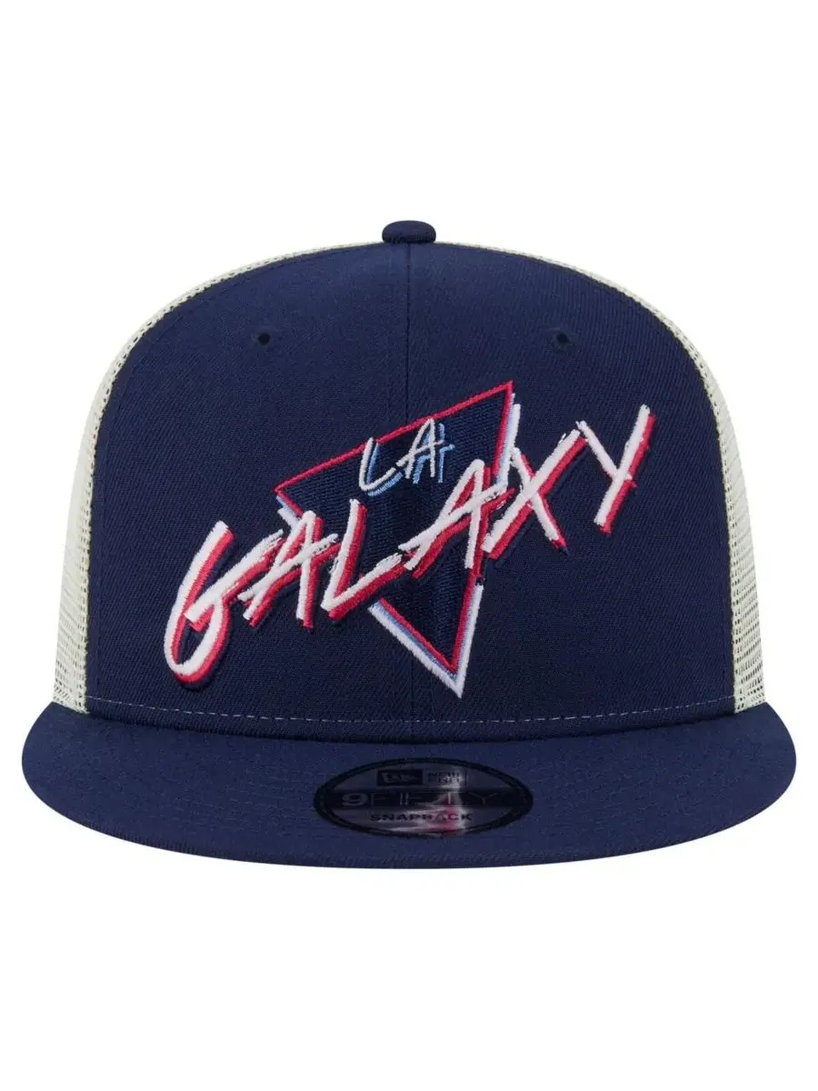 New Era Мужская темно-синяя кепка LA Galaxy Neon 9FIFTY с застежкой-регулятором — изображение 2 из 4, темно-синий