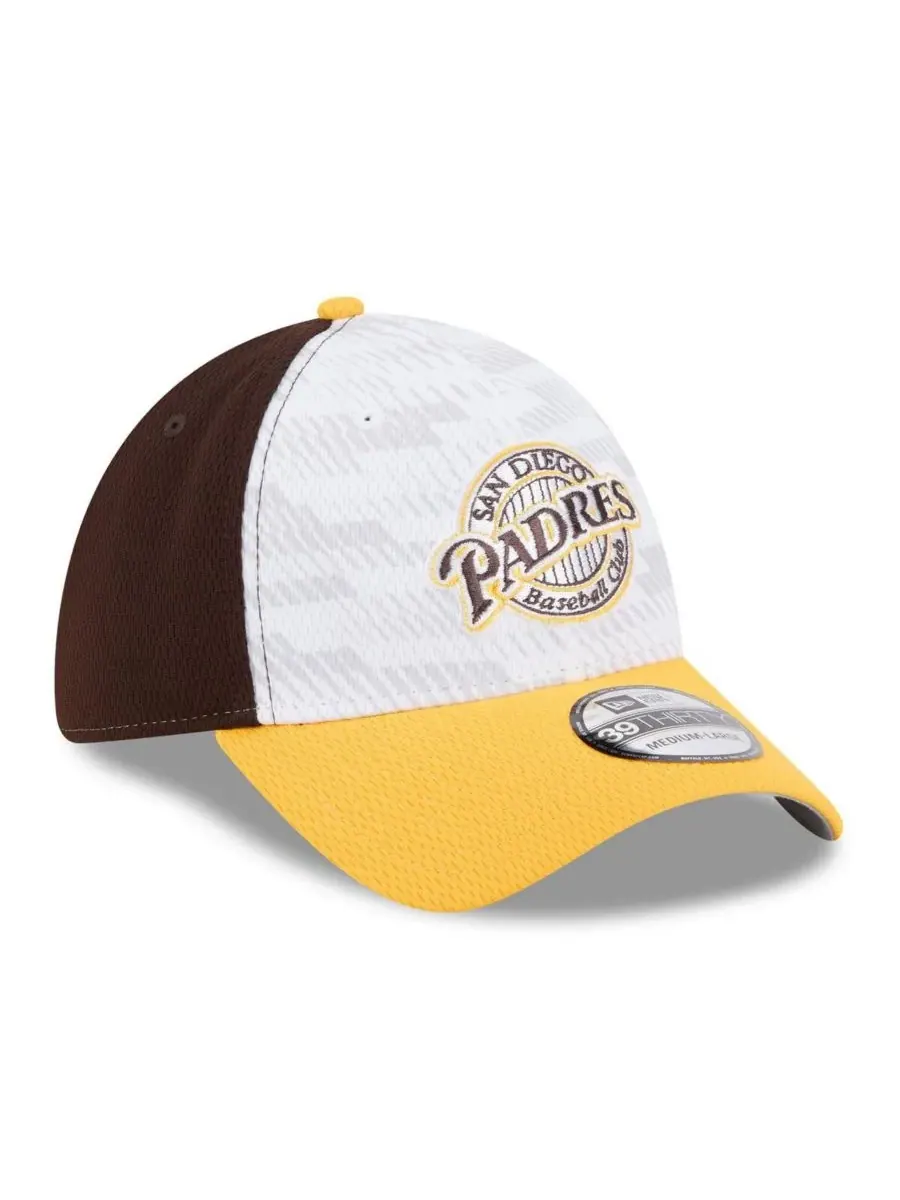 New Era Мужская коричнево-золотая кепка San Diego Padres 2025 MLB Clubhouse 39THIRTY Flex Hat — изображение 3 из 5