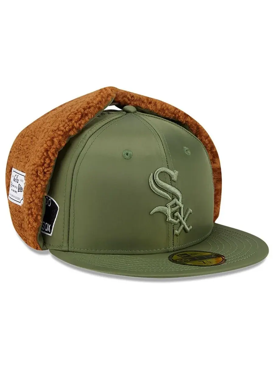 New Era Мужская бейсболка Alpha Industries 59FIFTY цвета оливкового дерева с изображением собачьих — изображение 1 из 4