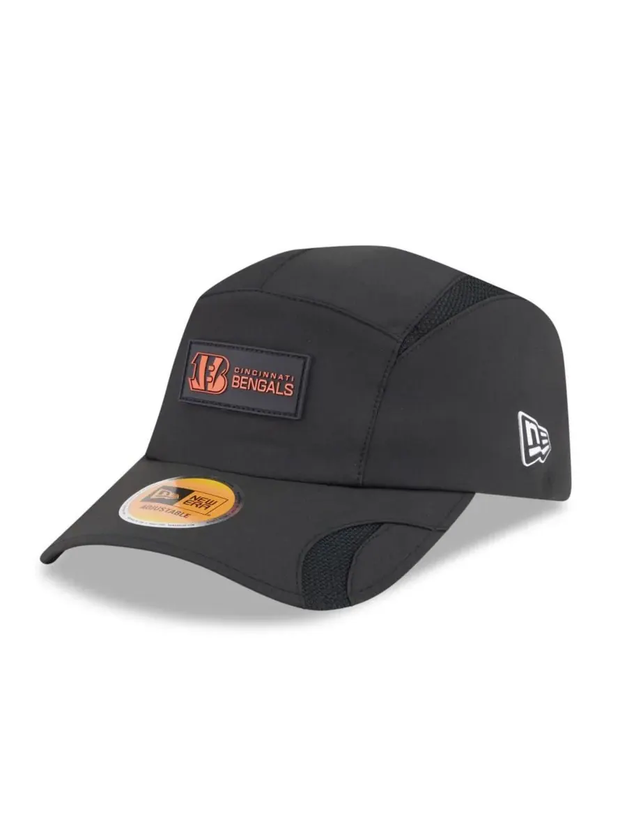 New Era Мужская черная регулируемая бейсболка Cincinnati Bengals 2025 Sideline Runner — изображение 1 из 5, черный