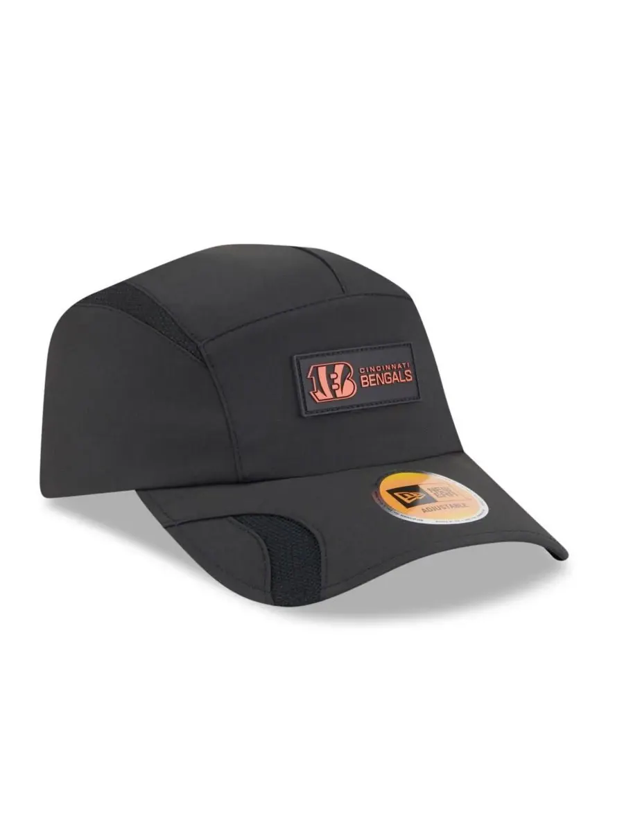 New Era Мужская черная регулируемая бейсболка Cincinnati Bengals 2025 Sideline Runner — изображение 4 из 5, черный