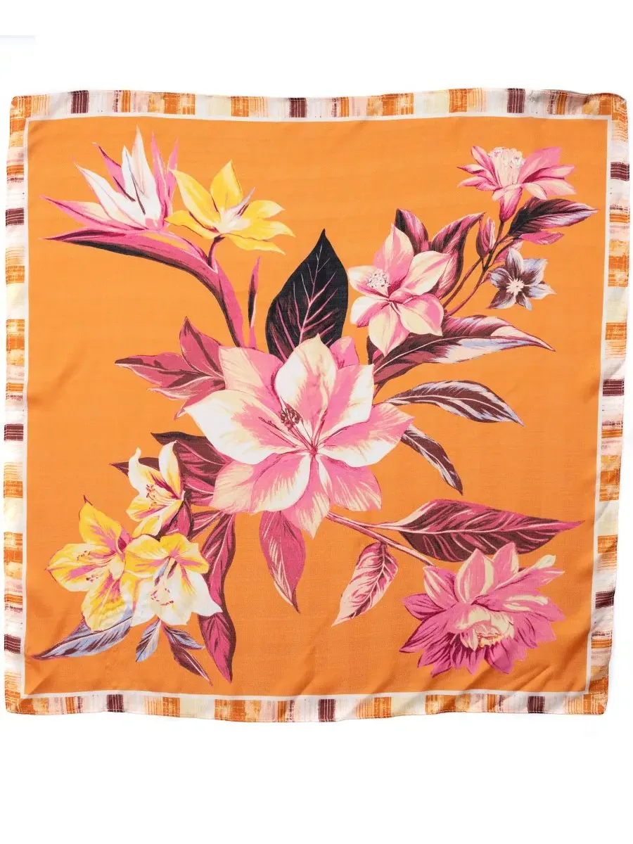 Шелковый платок с принтом Jungle Floral Square Scarf Vince Camuto