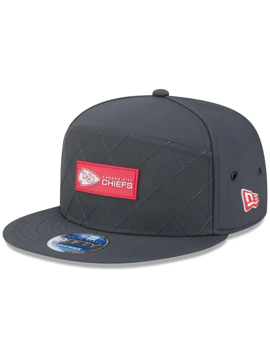 New Era Мужская бейсболка 9FIFTY Snapback угольного цвета с раздельными панелями, посвященная — изображение 1 из 4