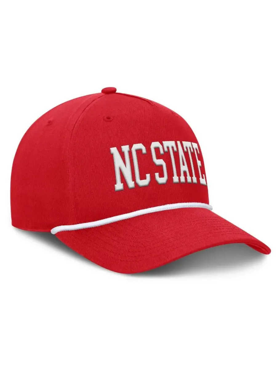 Fanatics Мужская красная регулируемая кепка с символикой команды NC State Wolfpack, символикой — изображение 3 из 4, красный