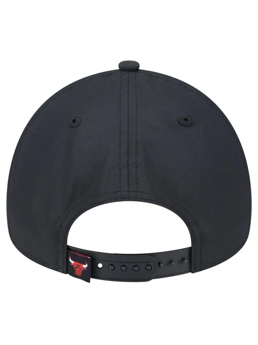 New Era Мужская черная регулируемая кепка Chicago Bulls Throwback Gradient A-Frame 9FORTY — изображение 4 из 4, черный