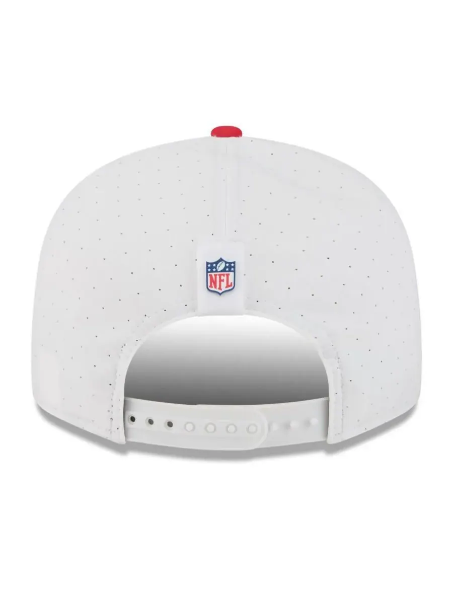 New Era Мужская бело-красная бейсболка Kansas City Chiefs 2025 NFL Training Camp Split Panel 9FIFTY — изображение 4 из 4