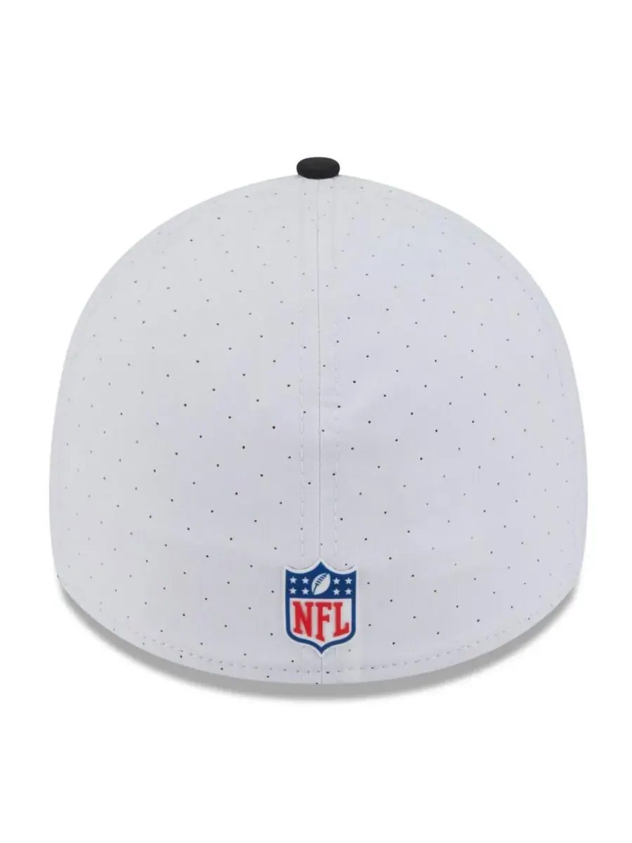 New Era Мужская бело-черная кепка Jacksonville Jaguars 2025 NFL Training Camp 39THIRTY Flex Hat — изображение 3 из 4