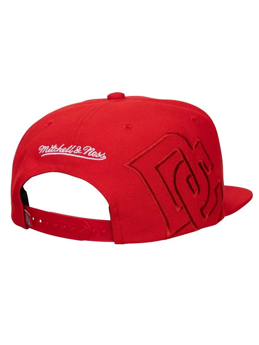 Кепка-снэпбек с боковым логотипом Mitchell & Ness — изображение 2 из 4, красный