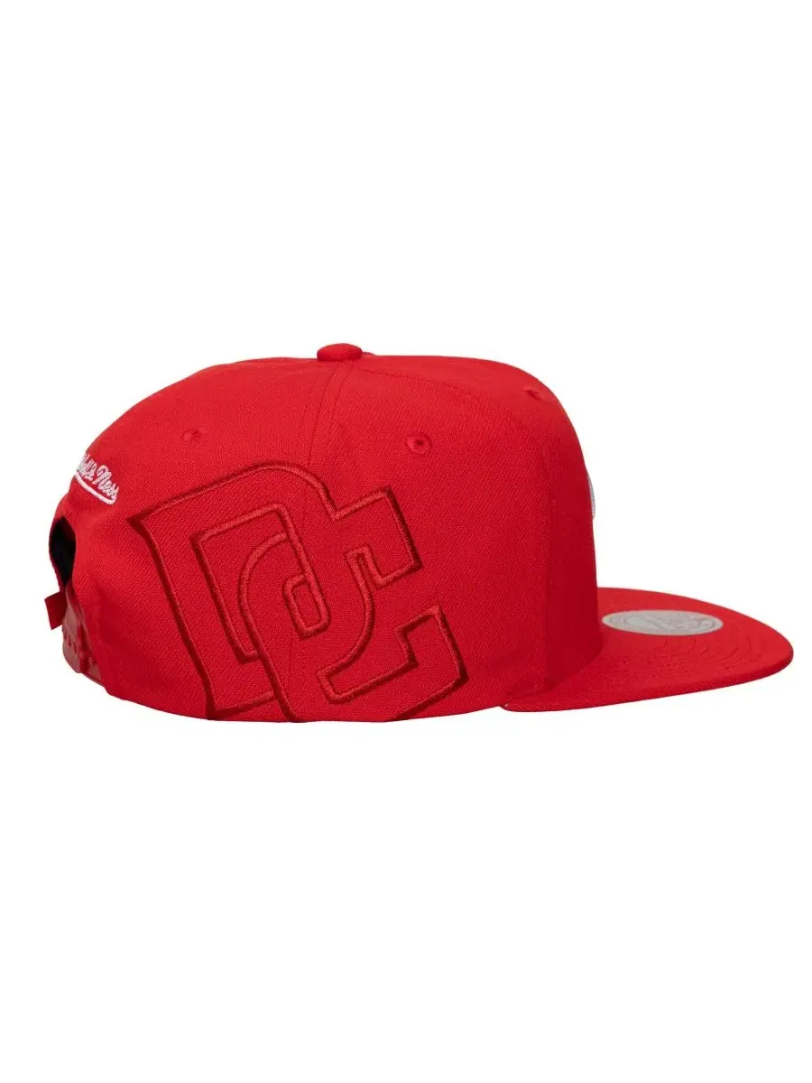 Кепка-снэпбек с боковым логотипом Mitchell & Ness — изображение 3 из 4, красный
